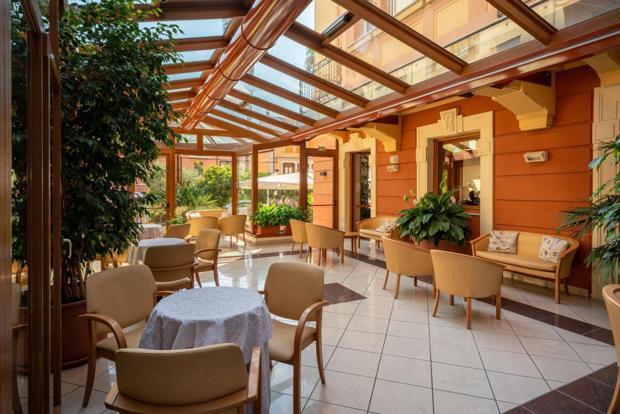 Hotel Careni Villa Italia Finale Ligure Dış mekan fotoğraf