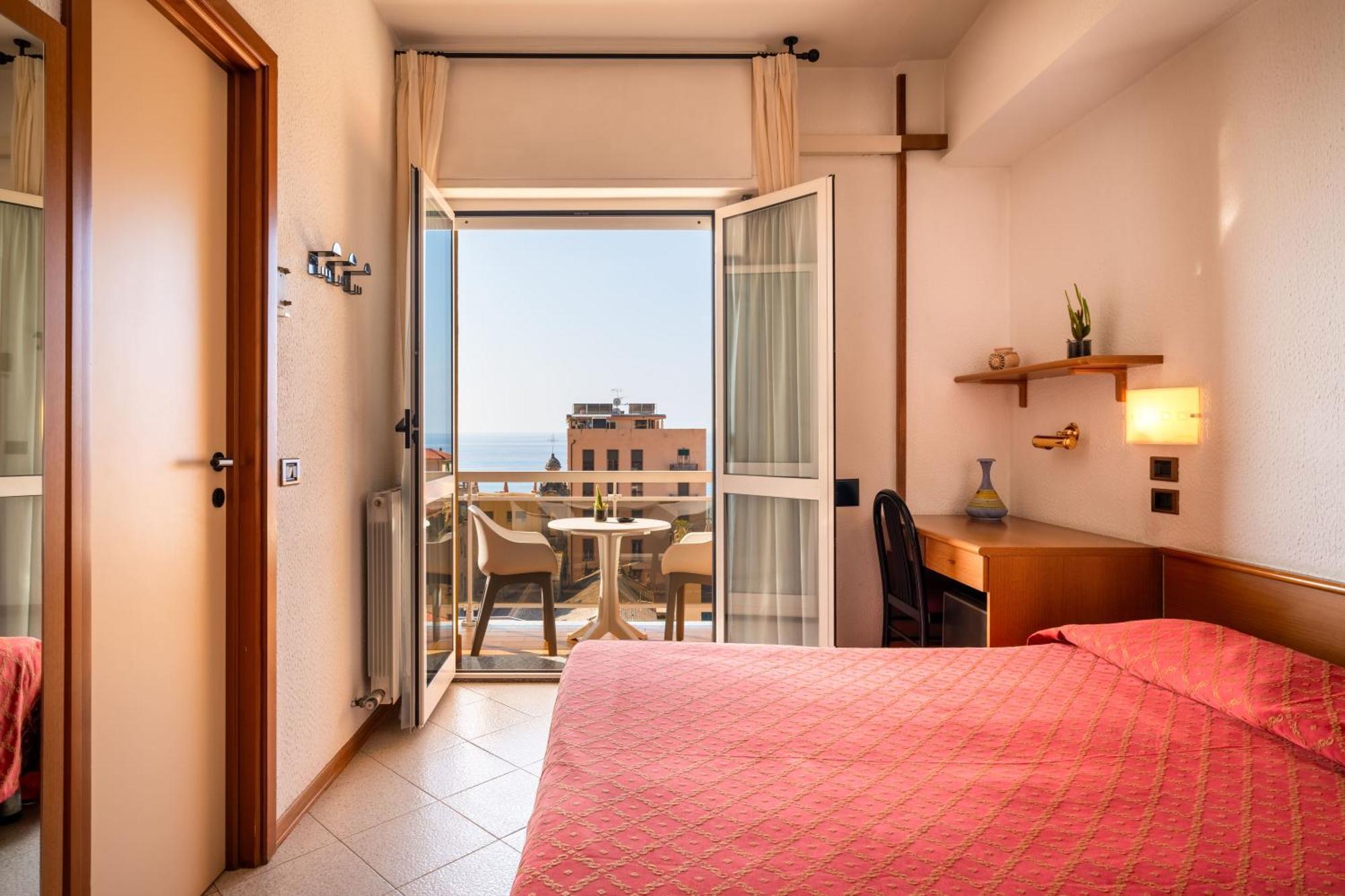 Hotel Careni Villa Italia Finale Ligure Dış mekan fotoğraf